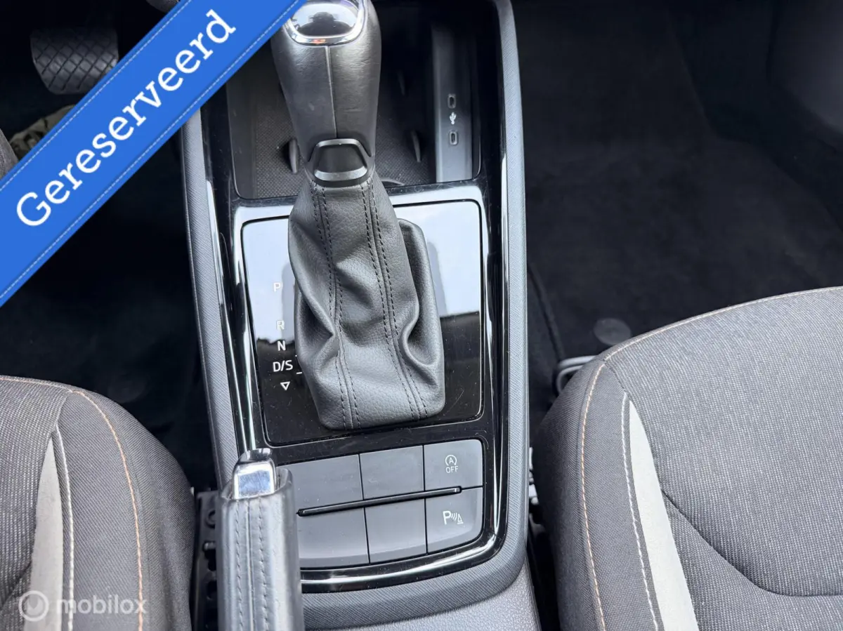 1.0 TSI Business Edition|Camera|Carplay|Virtual|
