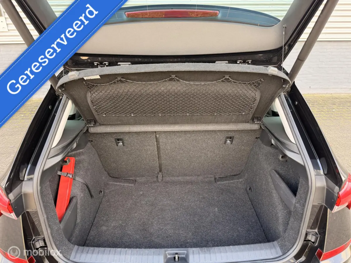 1.0 TSI Business Edition|Camera|Carplay|Virtual|