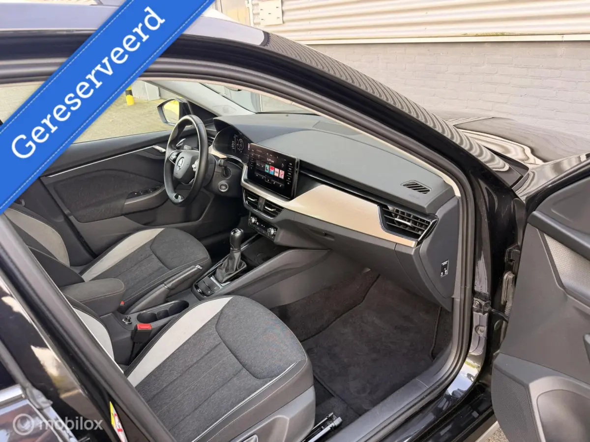 1.0 TSI Business Edition|Camera|Carplay|Virtual|
