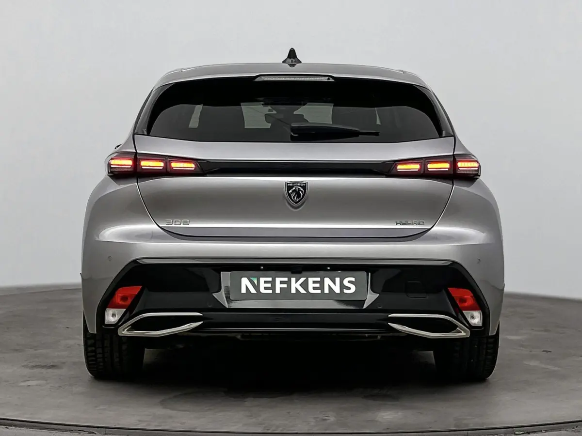 Plug-in Hybrid 180pk Allure | Navigatie | Camera | CarPlay | Dodehoekbewaking | Adaptieve Cruise Control