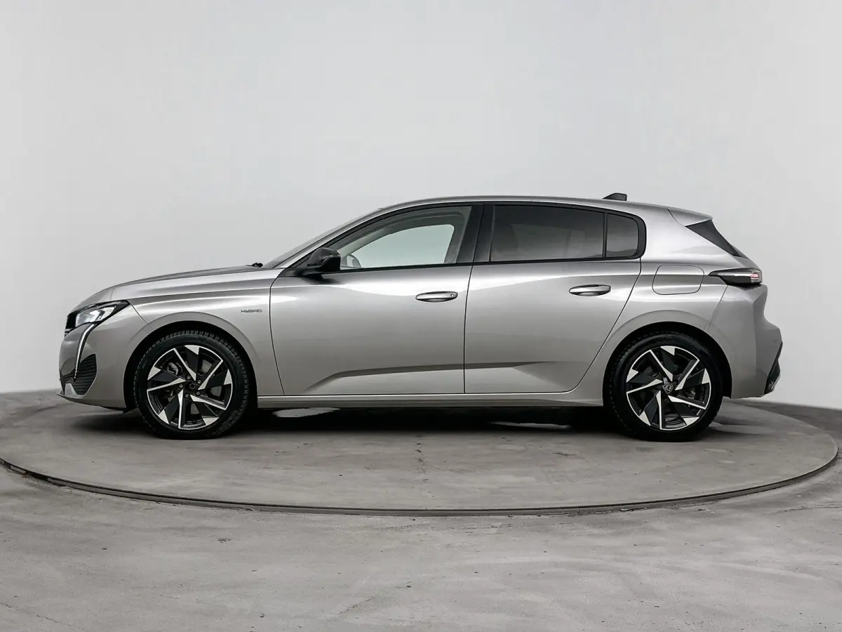 Plug-in Hybrid 180pk Allure | Navigatie | Camera | CarPlay | Dodehoekbewaking | Adaptieve Cruise Control