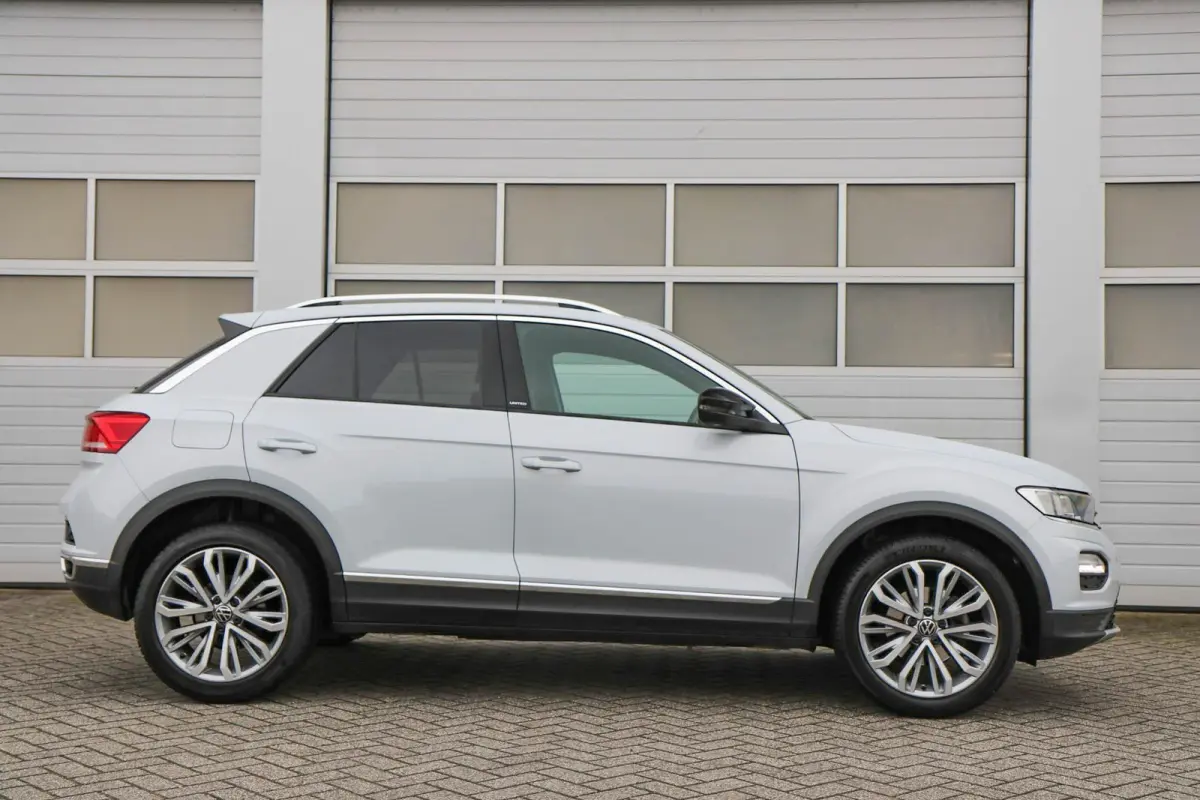 1.0 TSI 110pk United | Navigatie | App Connect | Side Assist | Stoelverwarming