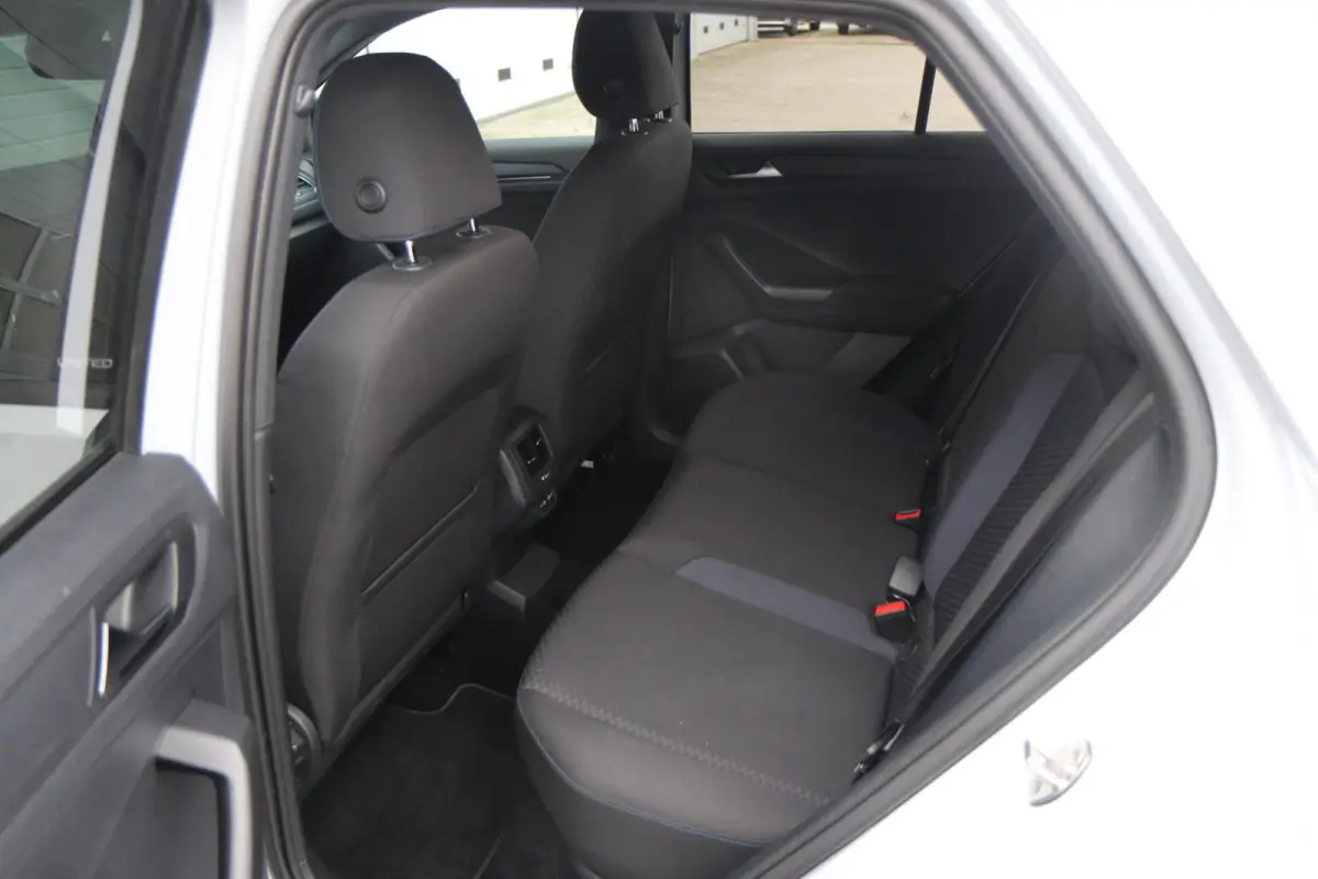 1.0 TSI 110pk United | Navigatie | App Connect | Side Assist | Stoelverwarming