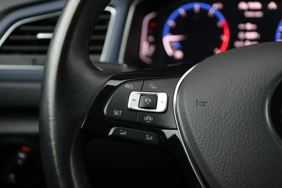 1.0 TSI 110pk United | Navigatie | App Connect | Side Assist | Stoelverwarming