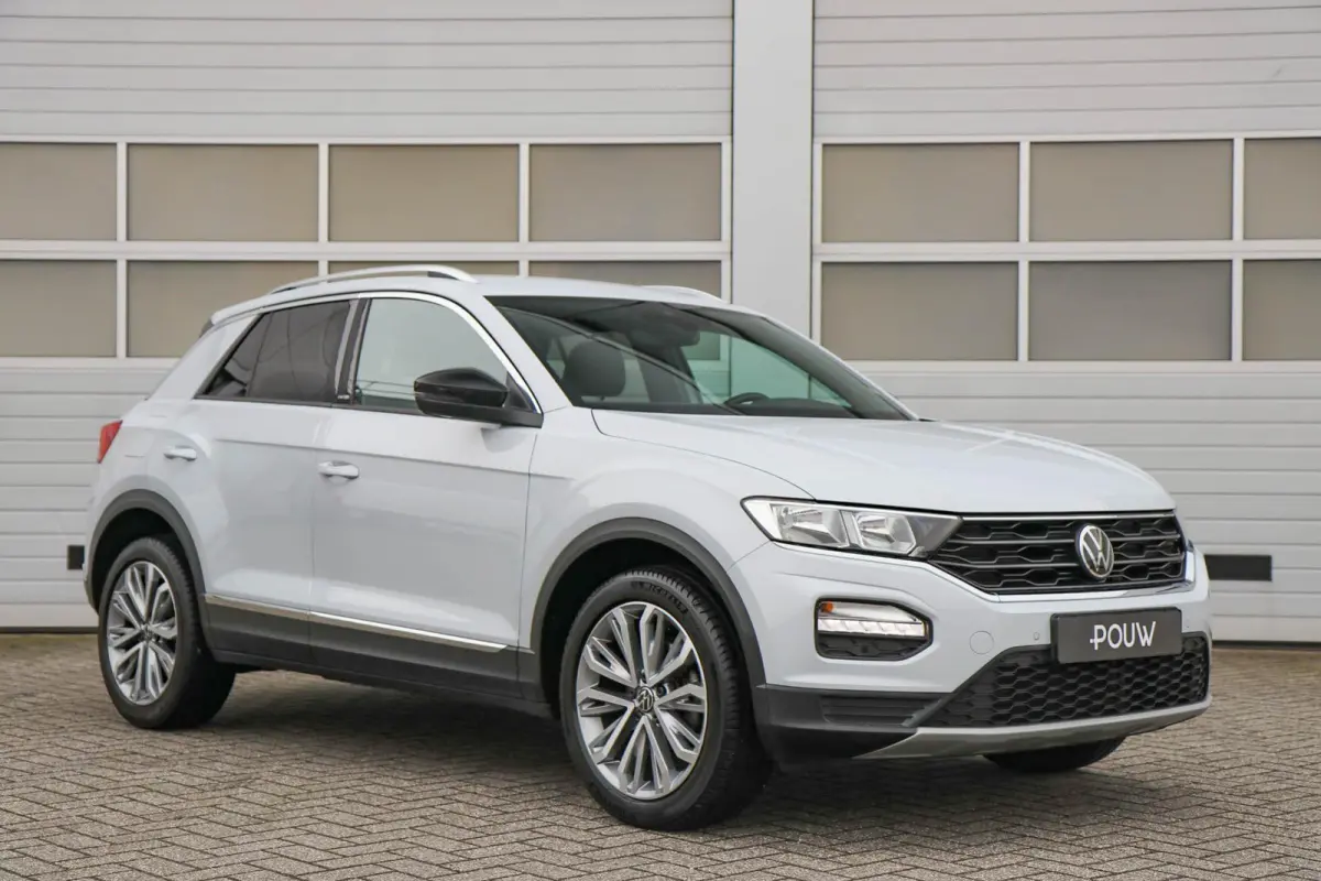 1.0 TSI 110pk United | Navigatie | App Connect | Side Assist | Stoelverwarming