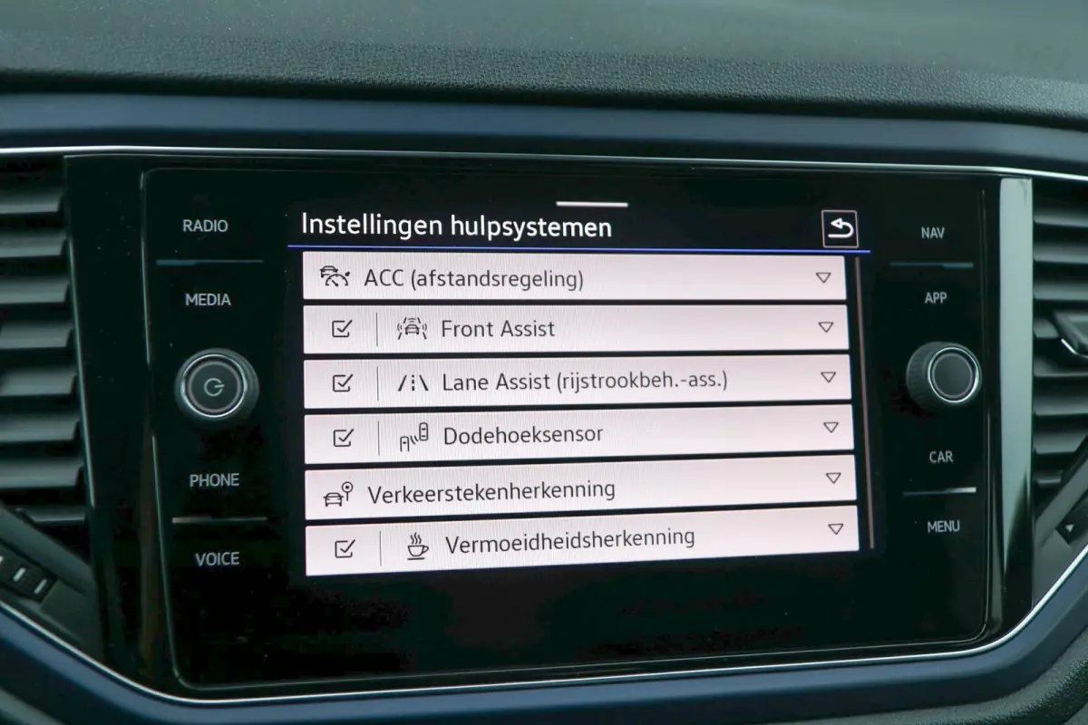 1.0 TSI 110pk United | Navigatie | App Connect | Side Assist | Stoelverwarming