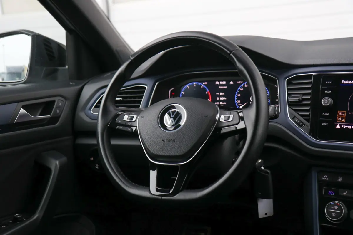 1.0 TSI 110pk United | Navigatie | App Connect | Side Assist | Stoelverwarming
