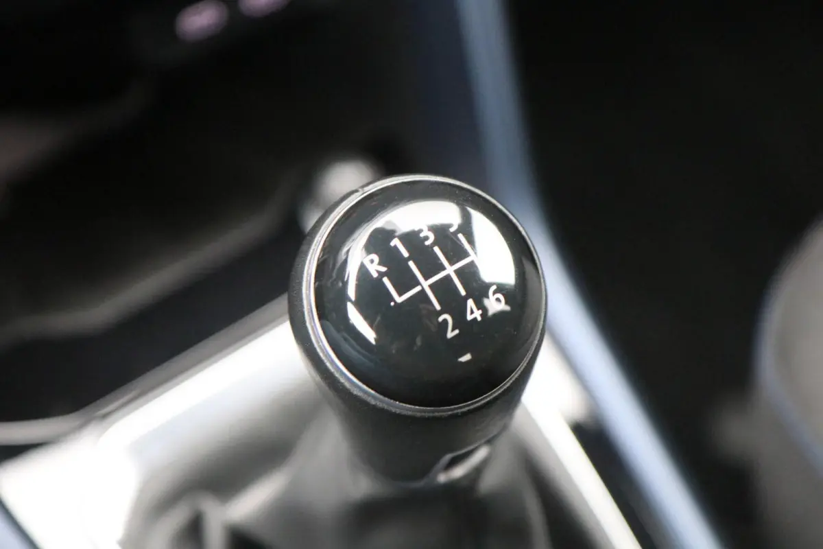 1.0 TSI 110pk United | Navigatie | App Connect | Side Assist | Stoelverwarming