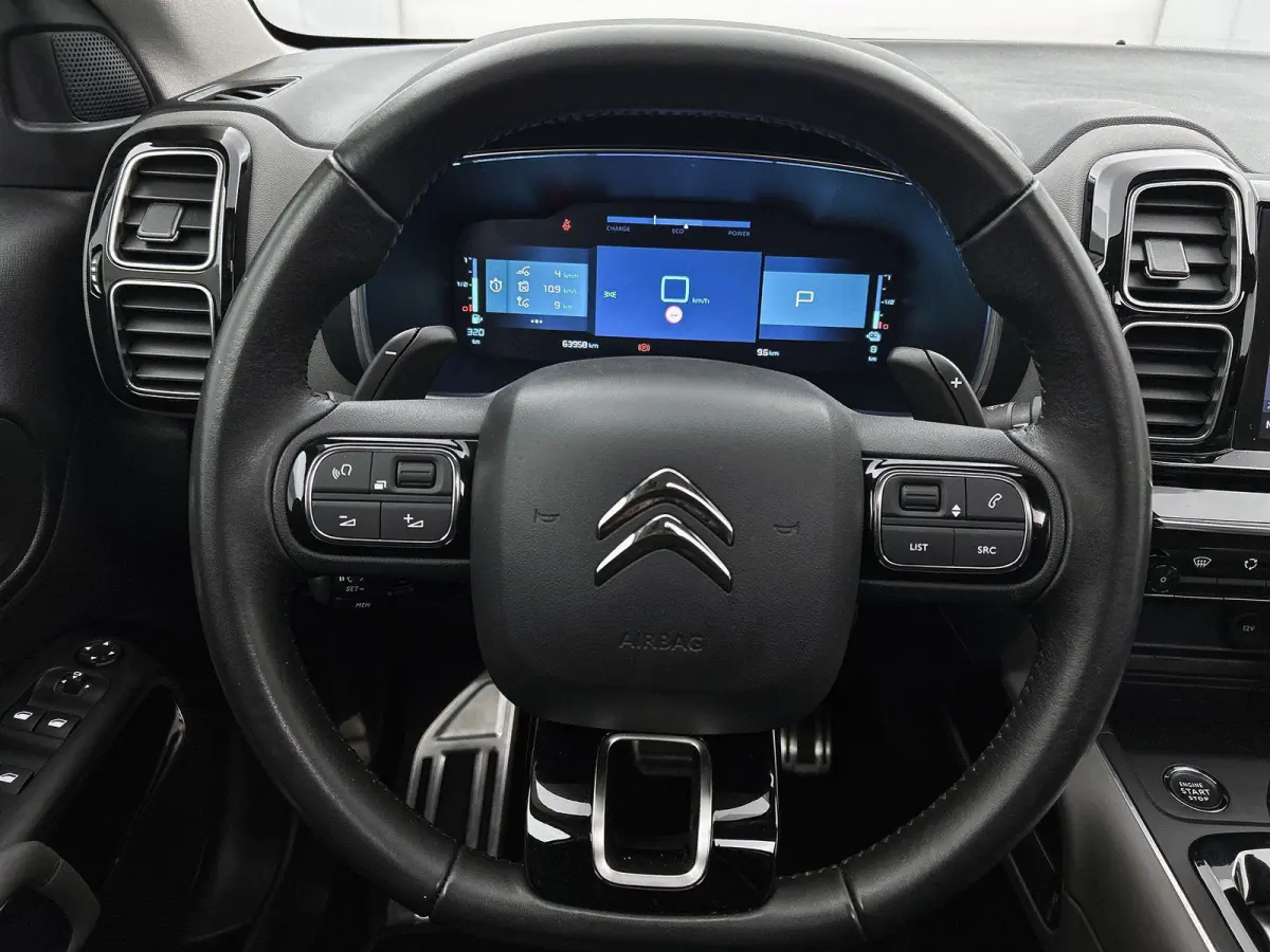 1.6 Plug-in Hybrid 225pk Business Plus Automaat | Schuif-/Kanteldak | Adaptieve Cruise Control | Elektrische Klep | Trekhaak | LED | Keyless Entry/Start |