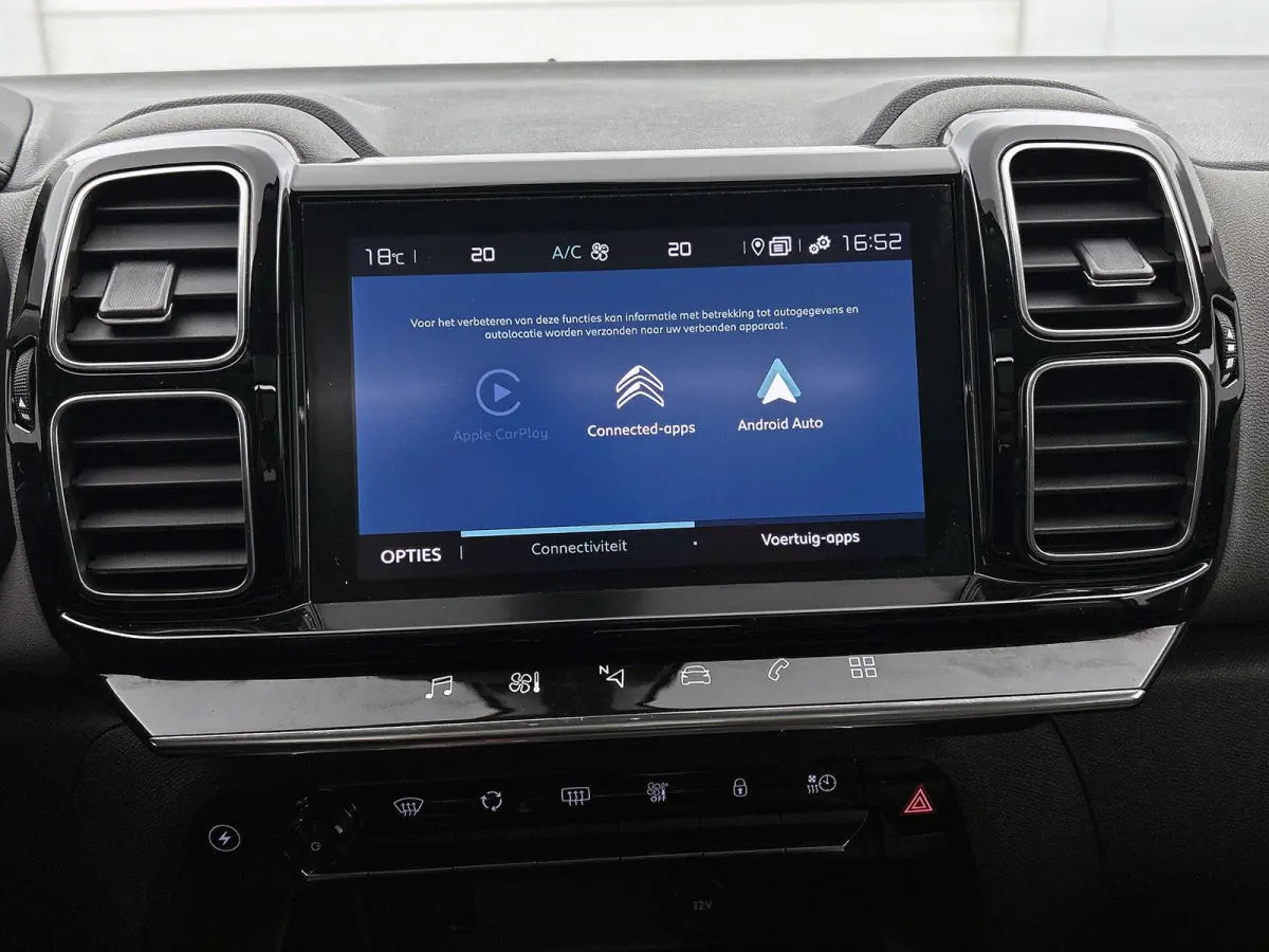 1.6 Plug-in Hybrid 225pk Business Plus Automaat | Schuif-/Kanteldak | Adaptieve Cruise Control | Elektrische Klep | Trekhaak | LED | Keyless Entry/Start |