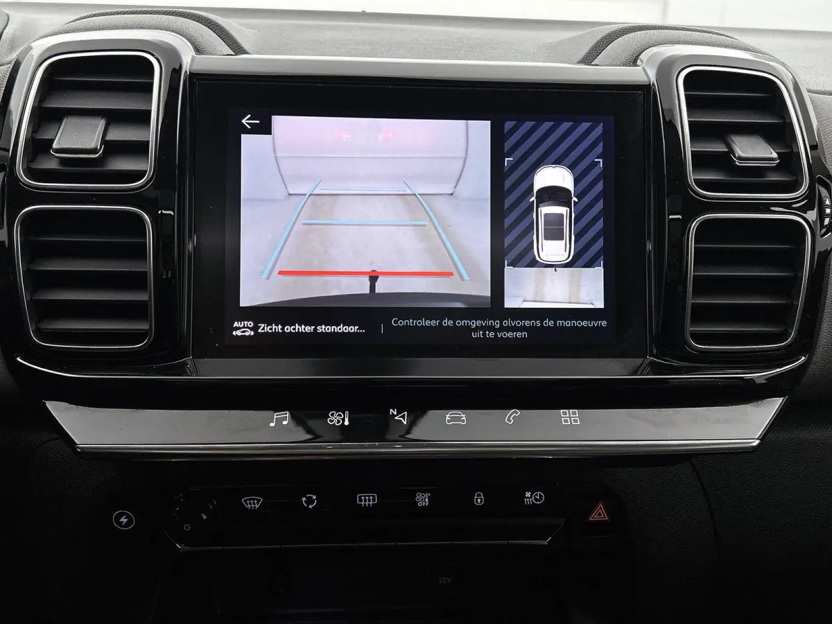 1.6 Plug-in Hybrid 225pk Business Plus Automaat | Schuif-/Kanteldak | Adaptieve Cruise Control | Elektrische Klep | Trekhaak | LED | Keyless Entry/Start |