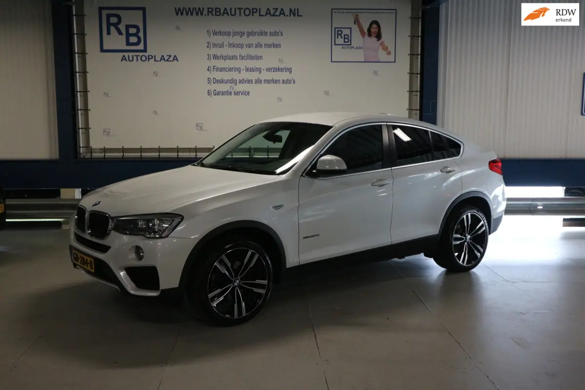XDrive20i Executive KEURIG ONDERHOUDEN/ 12 MAANDEN GARANTIE ! ! !