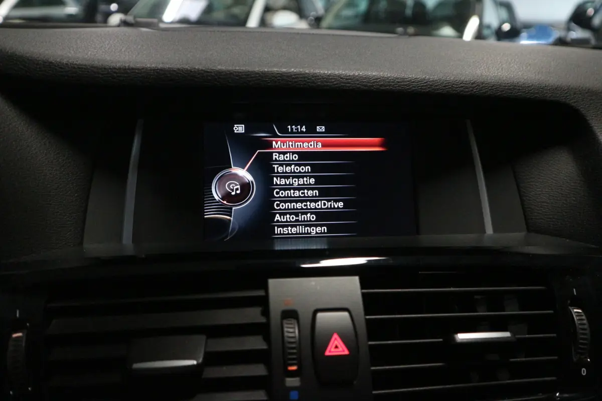 XDrive20i Executive KEURIG ONDERHOUDEN/ 12 MAANDEN GARANTIE ! ! !