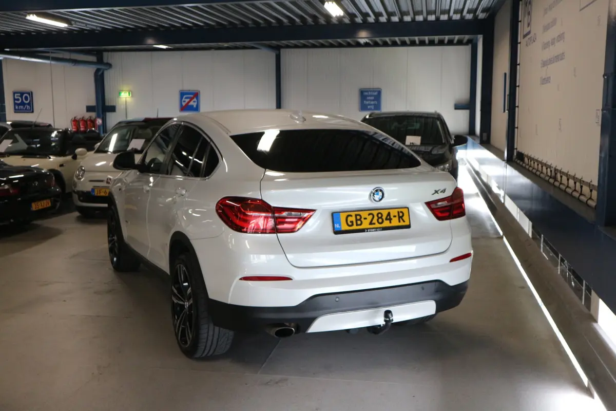 XDrive20i Executive KEURIG ONDERHOUDEN/ 12 MAANDEN GARANTIE ! ! !