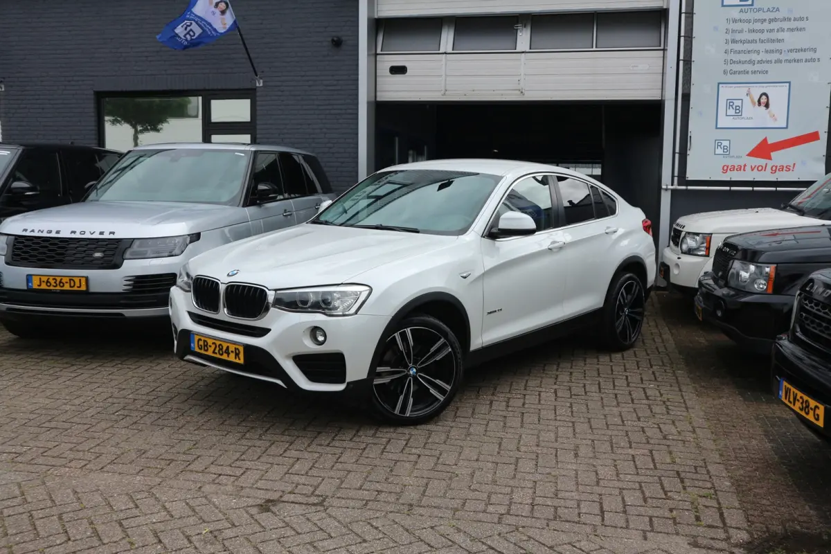 XDrive20i Executive KEURIG ONDERHOUDEN/ 12 MAANDEN GARANTIE ! ! !