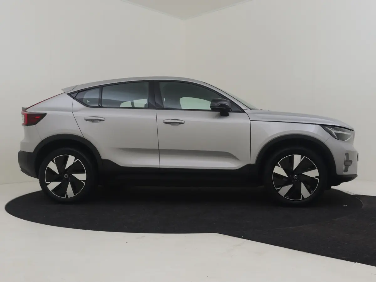 Single Motor Plus 69 kWh l SoH 94% | Panoramadak l Stoel/Stuurverwarming l Camera l Elektr. Klep l Side Assist l