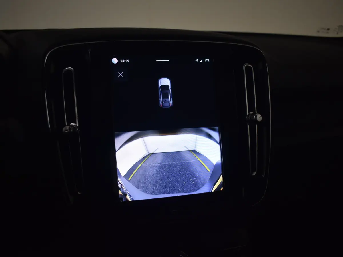Single Motor Plus 69 kWh l SoH 94% | Panoramadak l Stoel/Stuurverwarming l Camera l Elektr. Klep l Side Assist l