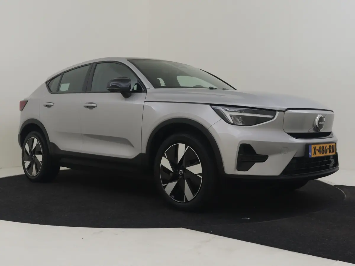 Single Motor Plus 69 kWh l SoH 94% | Panoramadak l Stoel/Stuurverwarming l Camera l Elektr. Klep l Side Assist l