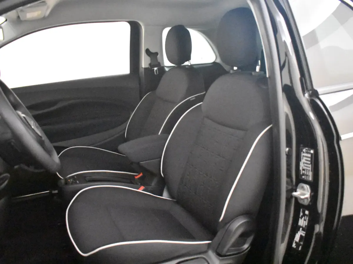 Urban 42 kWh l Camera | SoH 97% l LM-Velgen l Navigatie l Apple Car Play l Cr Control l Sfeer Pakket l