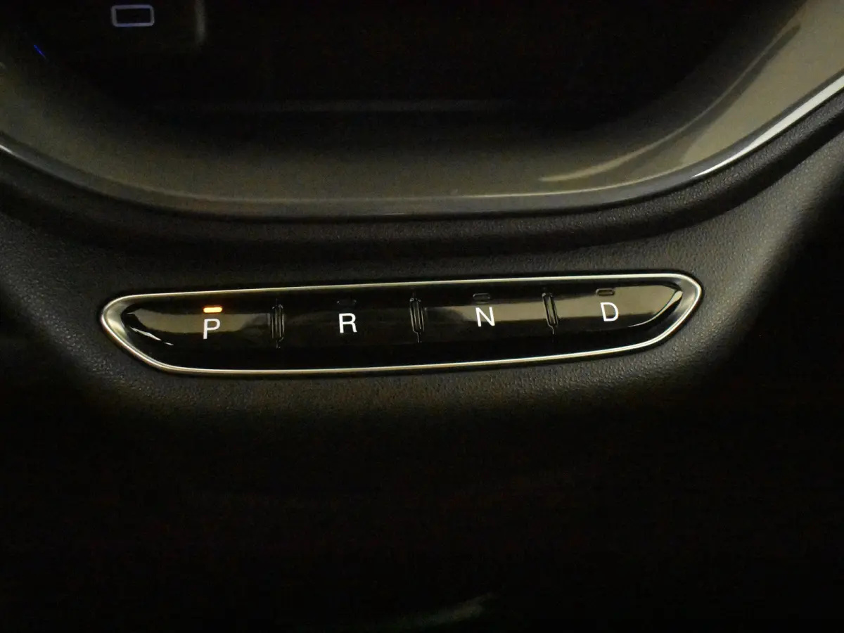 Urban 42 kWh l Camera | SoH 97% l LM-Velgen l Navigatie l Apple Car Play l Cr Control l Sfeer Pakket l