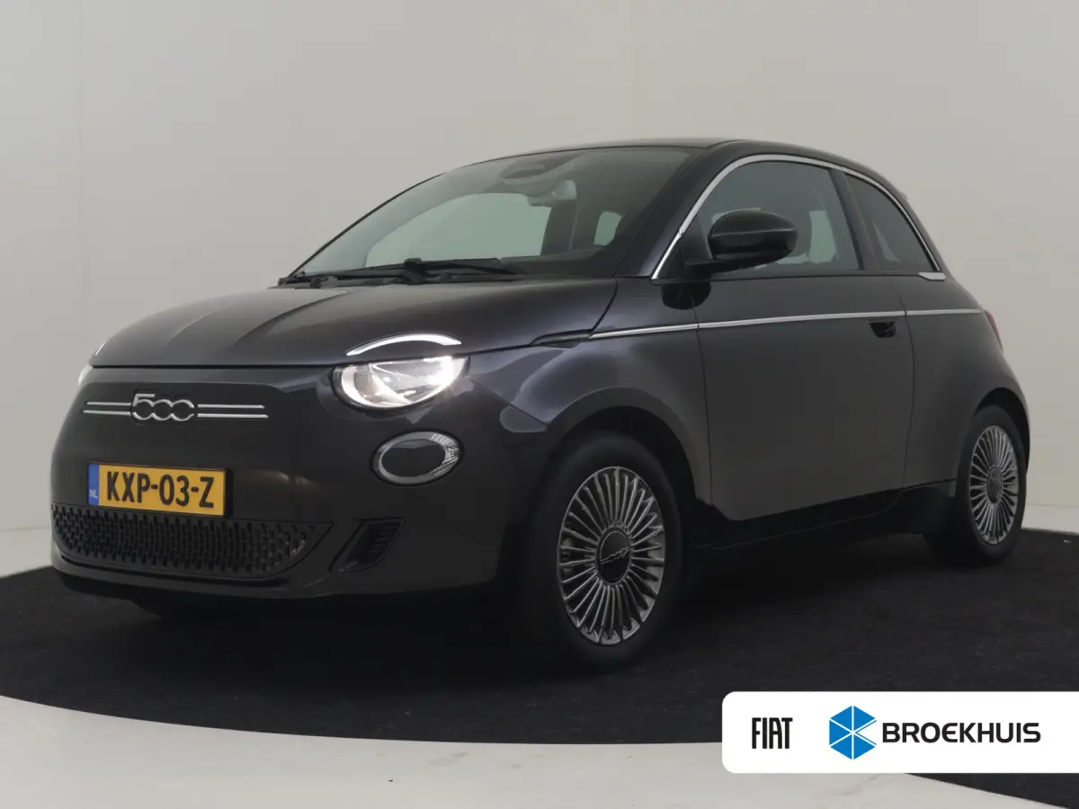 Urban 42 kWh l Camera | SoH 97% l LM-Velgen l Navigatie l Apple Car Play l Cr Control l Sfeer Pakket l