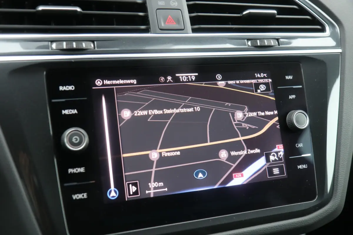 1.4 TSI 245pk eHybrid R-Line Business+ | SoH 89% | Trekhaak | 360 Camera | Stoelverwarming | Navigatie | App Connect