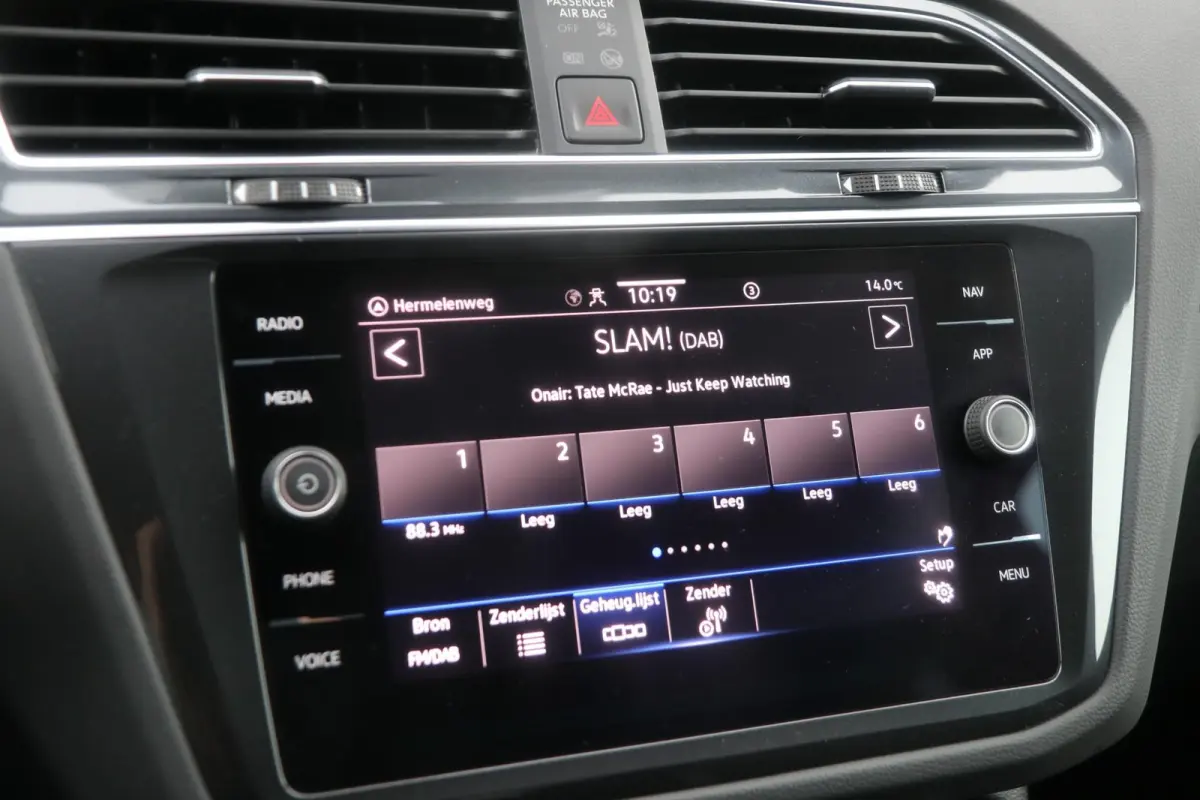 1.4 TSI 245pk eHybrid R-Line Business+ | SoH 89% | Trekhaak | 360 Camera | Stoelverwarming | Navigatie | App Connect
