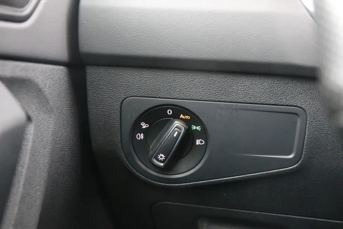 1.4 TSI 245pk eHybrid R-Line Business+ | SoH 89% | Trekhaak | 360 Camera | Stoelverwarming | Navigatie | App Connect