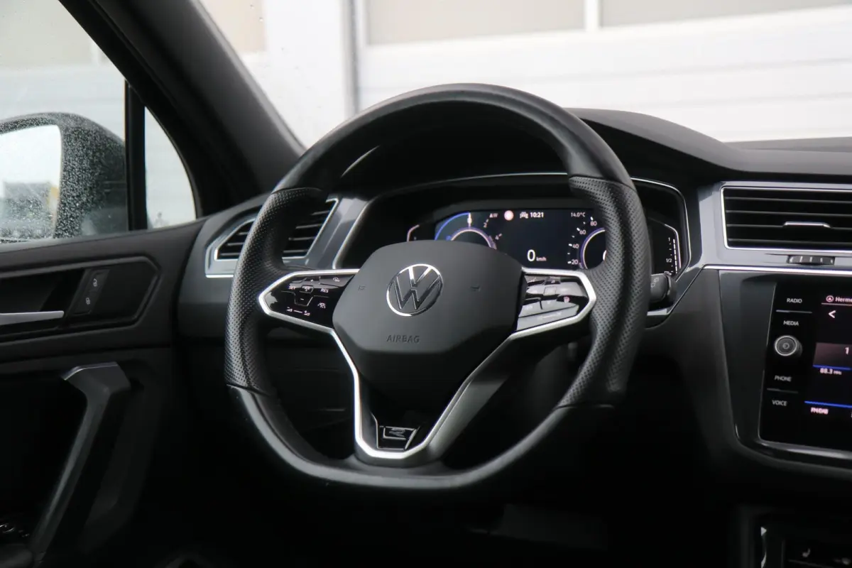 1.4 TSI 245pk eHybrid R-Line Business+ | SoH 89% | Trekhaak | 360 Camera | Stoelverwarming | Navigatie | App Connect
