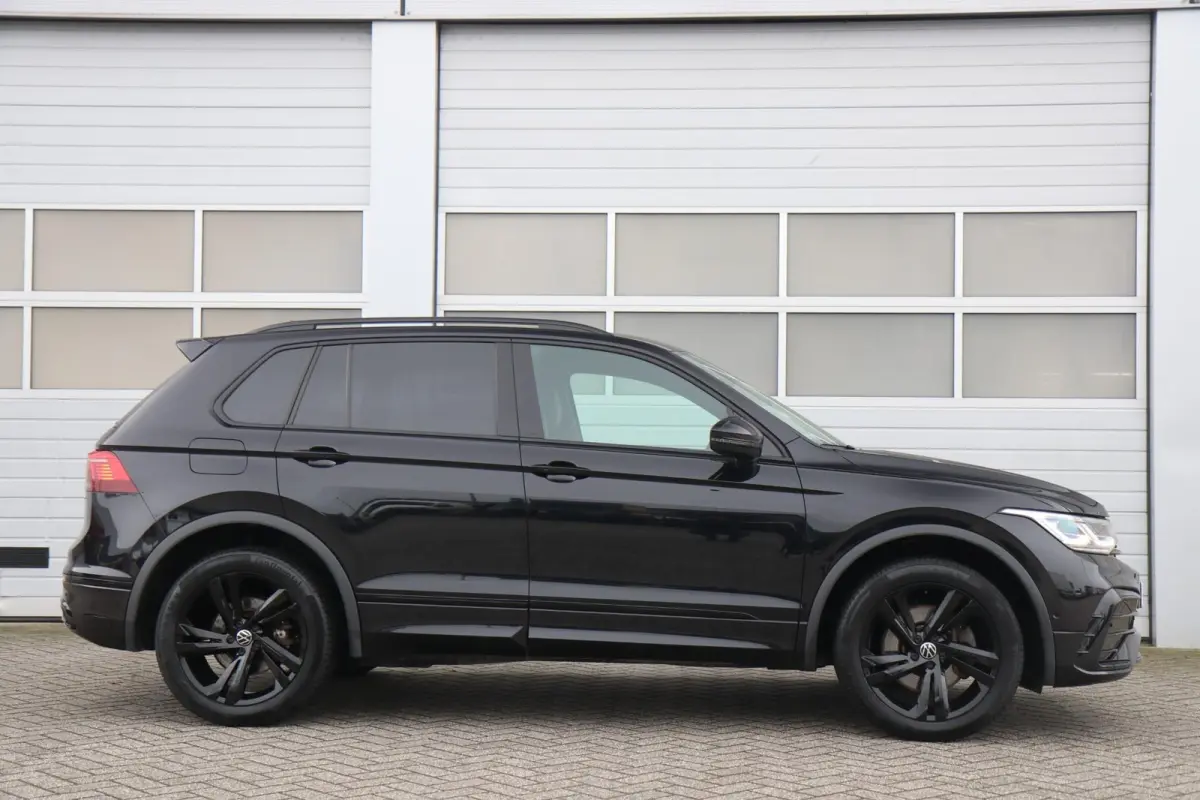 1.4 TSI 245pk eHybrid R-Line Business+ | SoH 89% | Trekhaak | 360 Camera | Stoelverwarming | Navigatie | App Connect