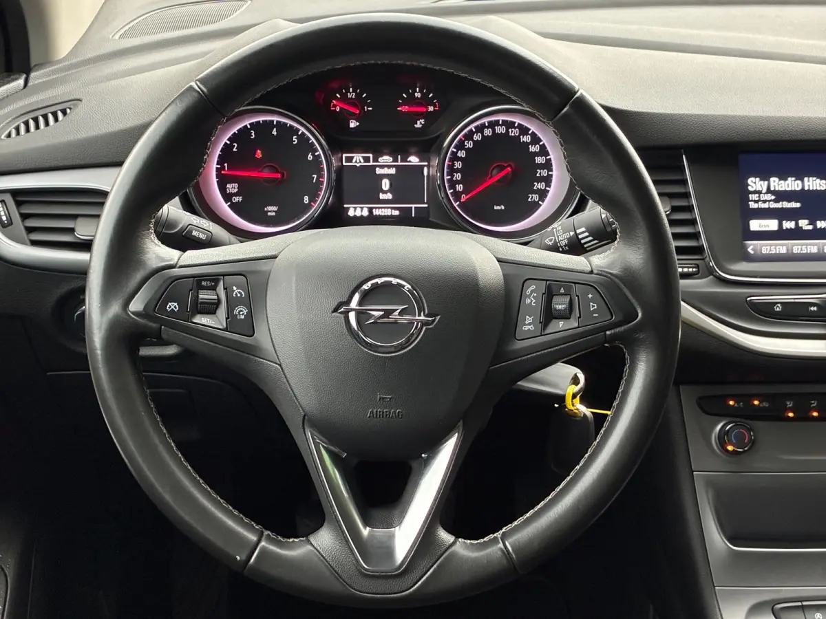 1.0 Online Edition|2e Eigenaar|Airco|CarPlay|CruiseControl|PDC|Elektr.ramen|Nieuwe APK|NAP|