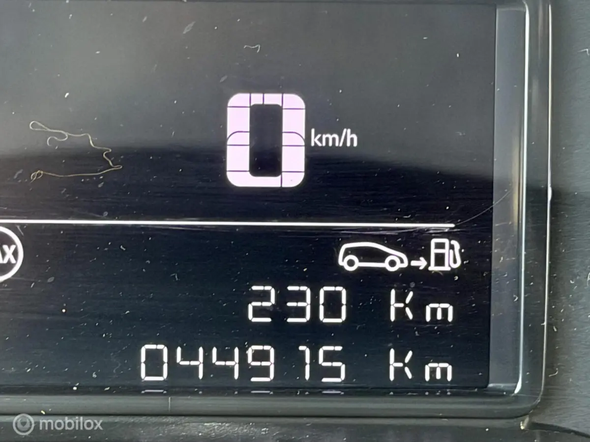 110pk C-Series I CarPlay | Clima I