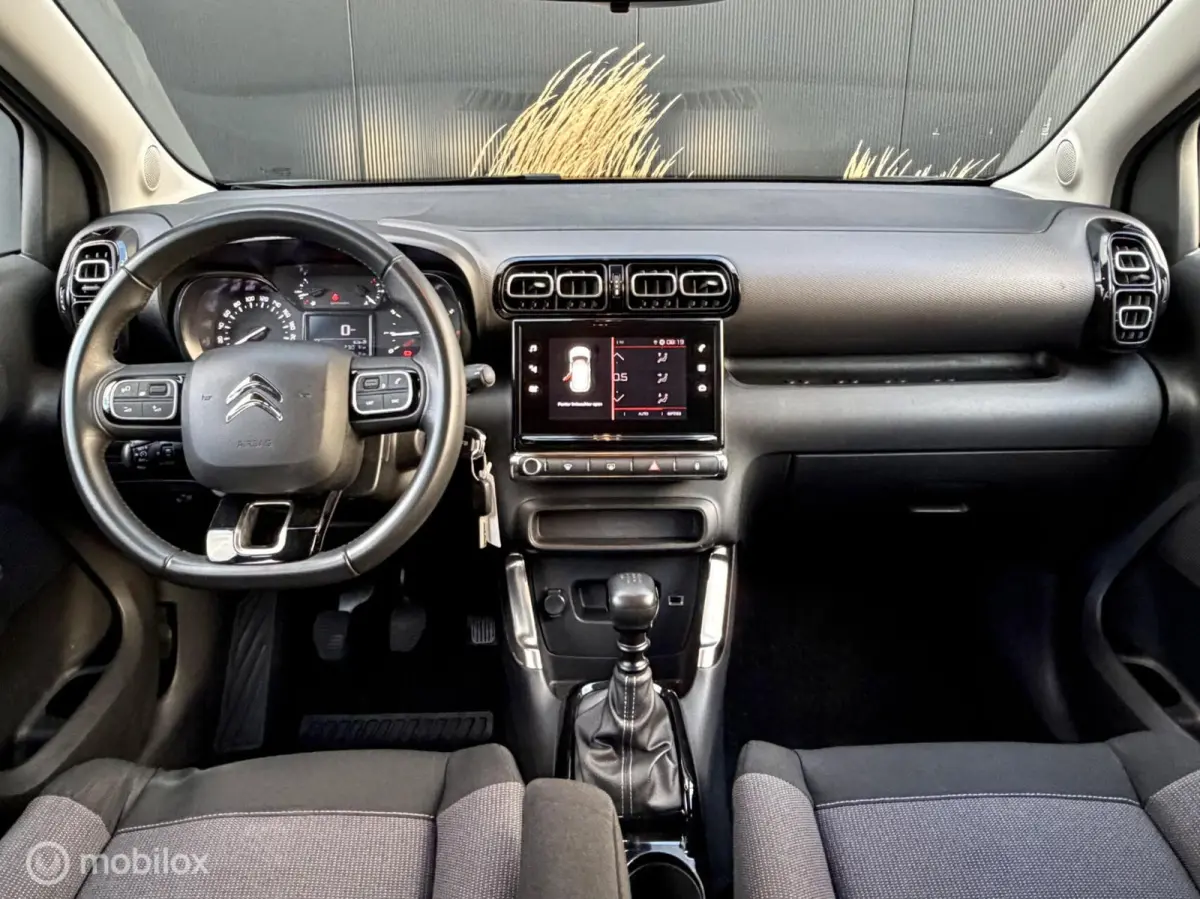 110pk C-Series I CarPlay | Clima I