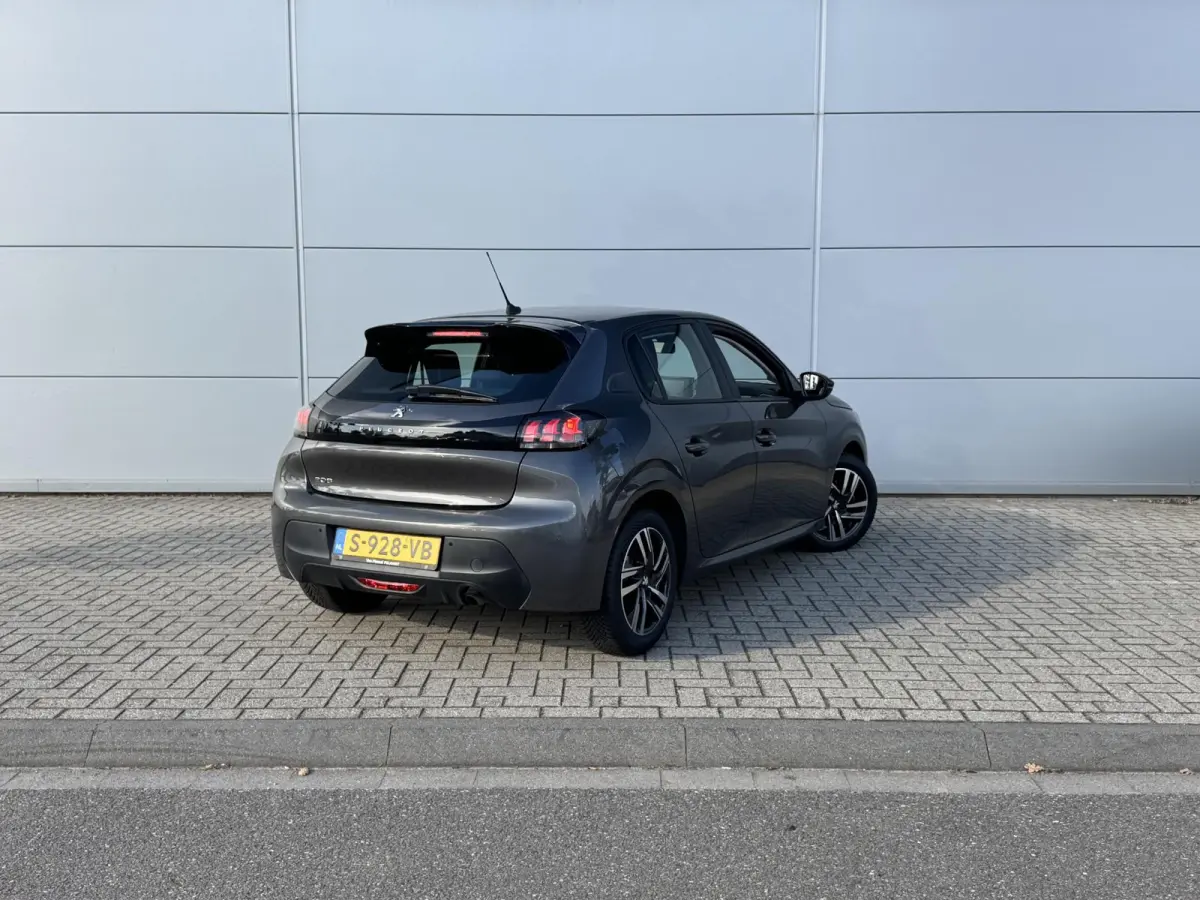 1.2 PureTech Active Pack | Automaat | Cruise Control | Parkeerhulp | Apple Carplay/Android Auto