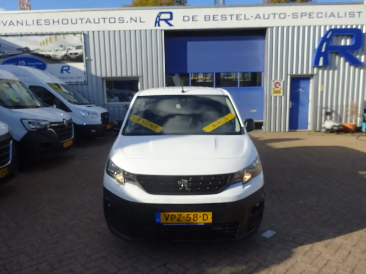 1.2 PureTech Pro BENZINE AIRCO NAVI CRUISE CONTROL PDC SCHUIFDEUR