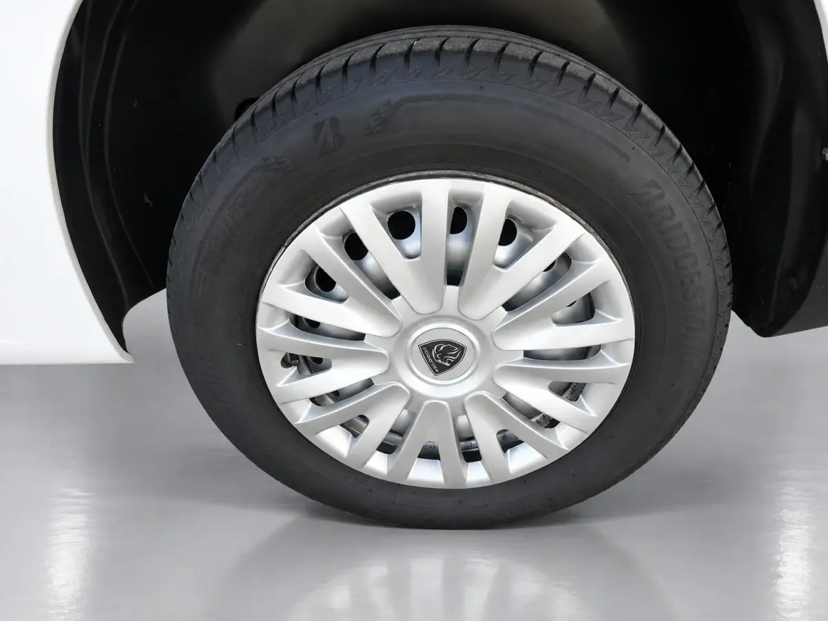 1.2 PureTech Pro BENZINE AIRCO NAVI CRUISE CONTROL PDC SCHUIFDEUR