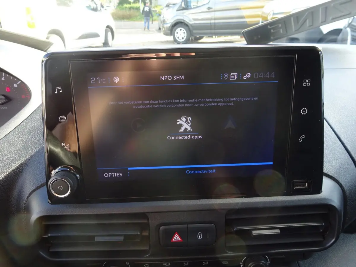 1.2 PureTech Pro BENZINE AIRCO NAVI CRUISE CONTROL PDC SCHUIFDEUR