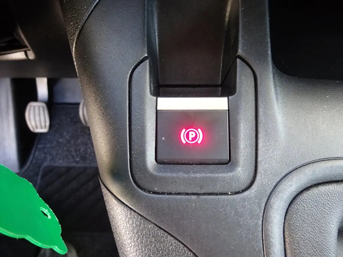 1.2 PureTech Pro BENZINE AIRCO NAVI CRUISE CONTROL PDC SCHUIFDEUR