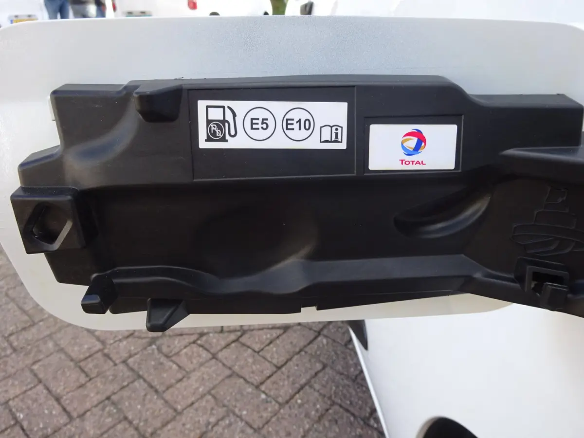 1.2 PureTech Pro BENZINE AIRCO NAVI CRUISE CONTROL PDC SCHUIFDEUR