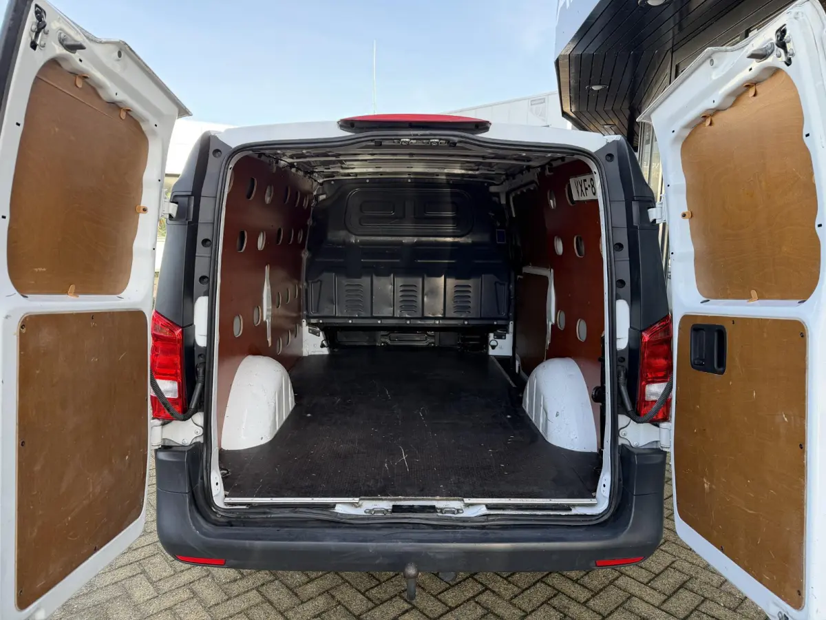 110 CDI | 1e Eigenaar | NL AUTO | NAP | Trekhaak | Airco | 2 Sleutels |