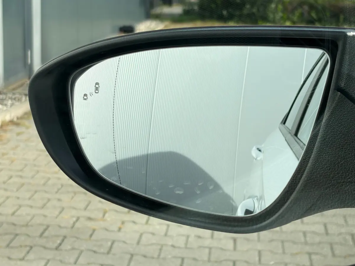 1.2 MPI Comfort | Airco | Cruise Control | Android auto | Apple Carplay | Stalen velgen met nieuwe banden | Achteruitrijcamera | Navigatie via telefoon |
