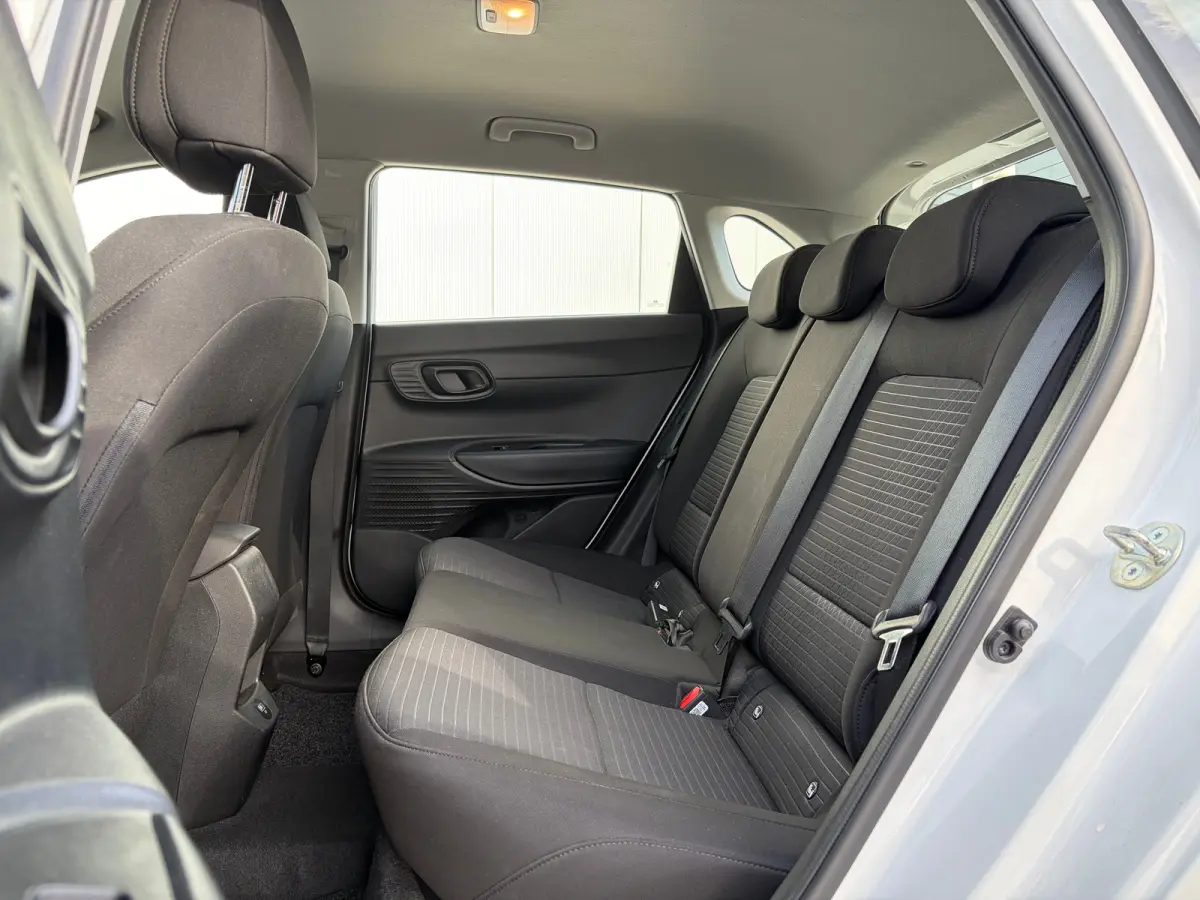 1.2 MPI Comfort | Airco | Cruise Control | Android auto | Apple Carplay | Stalen velgen met nieuwe banden | Achteruitrijcamera | Navigatie via telefoon |
