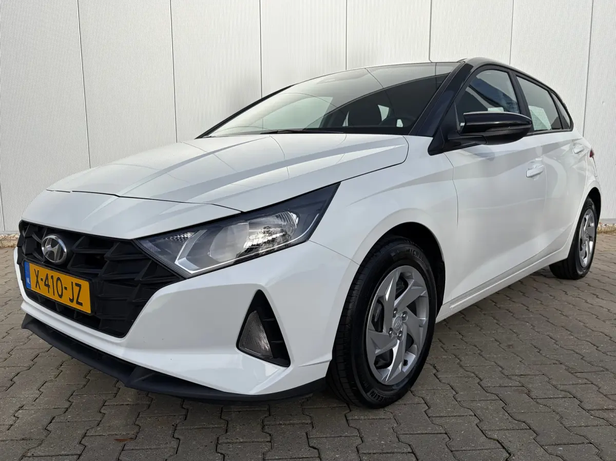 1.2 MPI Comfort | Airco | Cruise Control | Android auto | Apple Carplay | Stalen velgen met nieuwe banden | Achteruitrijcamera | Navigatie via telefoon |