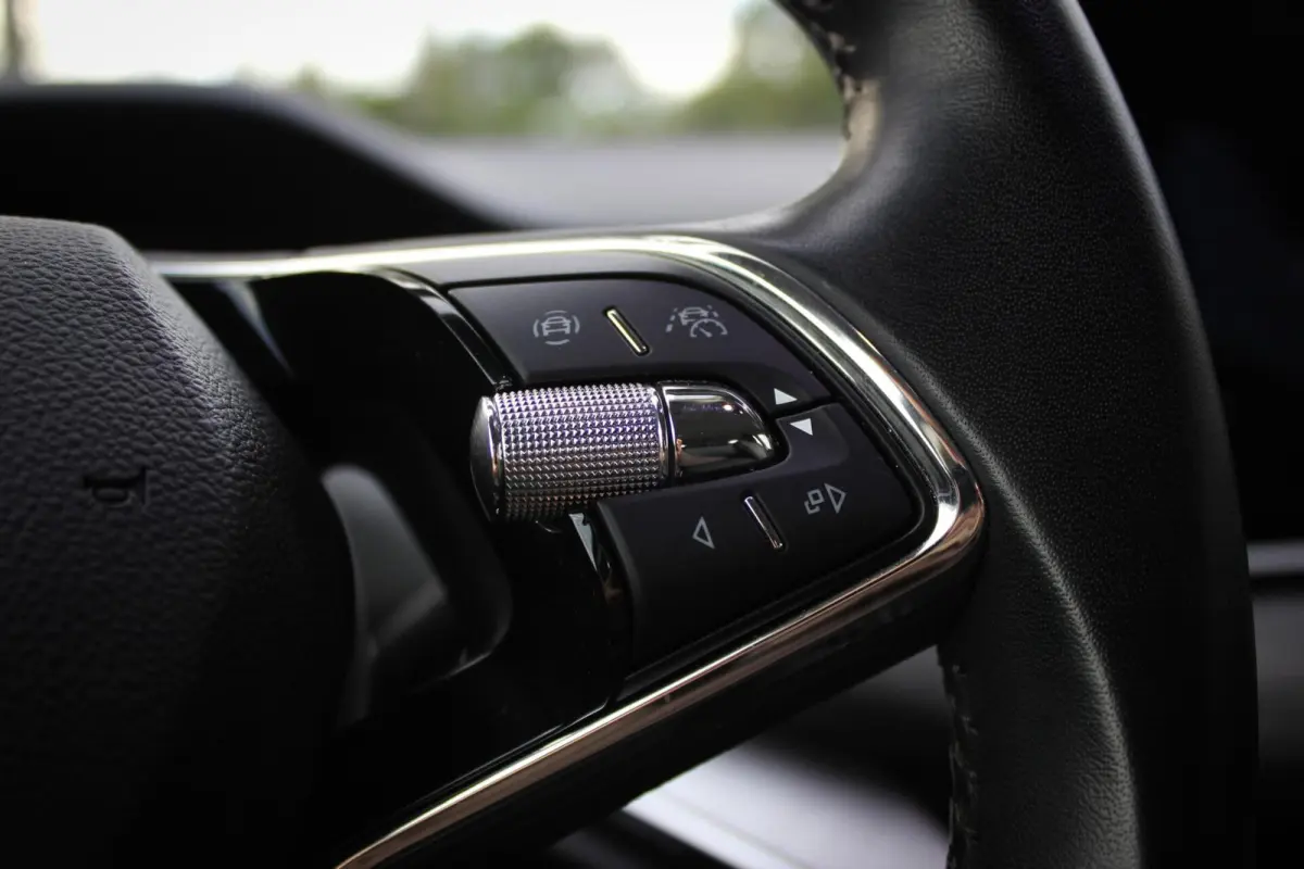 80X Loft // 95,4% SoH | Dual motor AWD | 265PK | Camera | CarPlay & Android Auto | ACC | Keyless | Sfeerverlichting