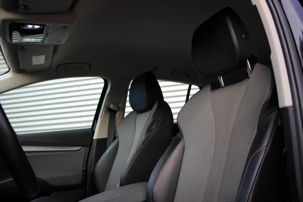 80X Loft // 95,4% SoH | Dual motor AWD | 265PK | Camera | CarPlay & Android Auto | ACC | Keyless | Sfeerverlichting