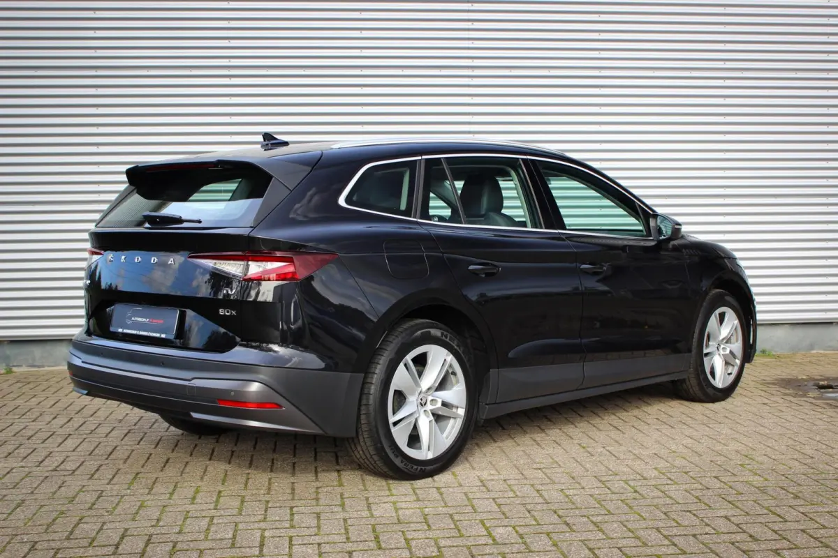 80X Loft // 95,4% SoH | Dual motor AWD | 265PK | Camera | CarPlay & Android Auto | ACC | Keyless | Sfeerverlichting