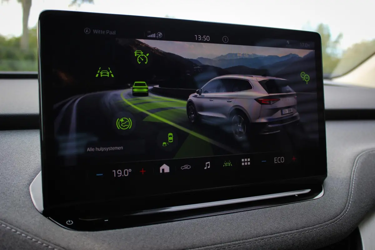 80X Loft // 95,4% SoH | Dual motor AWD | 265PK | Camera | CarPlay & Android Auto | ACC | Keyless | Sfeerverlichting