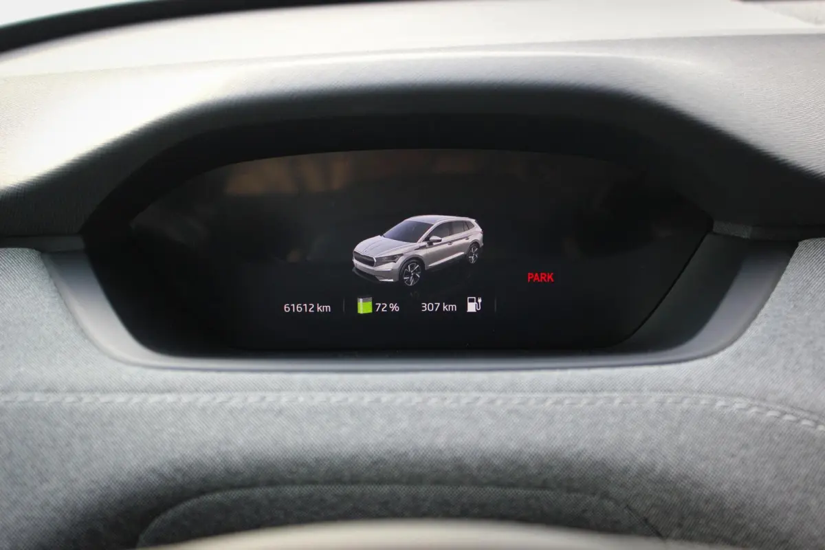 80X Loft // 95,4% SoH | Dual motor AWD | 265PK | Camera | CarPlay & Android Auto | ACC | Keyless | Sfeerverlichting