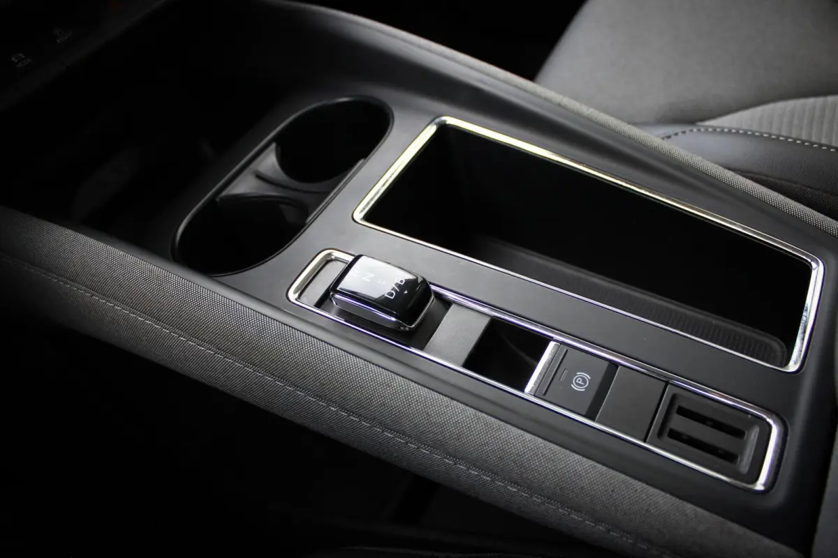 80X Loft // 95,4% SoH | Dual motor AWD | 265PK | Camera | CarPlay & Android Auto | ACC | Keyless | Sfeerverlichting