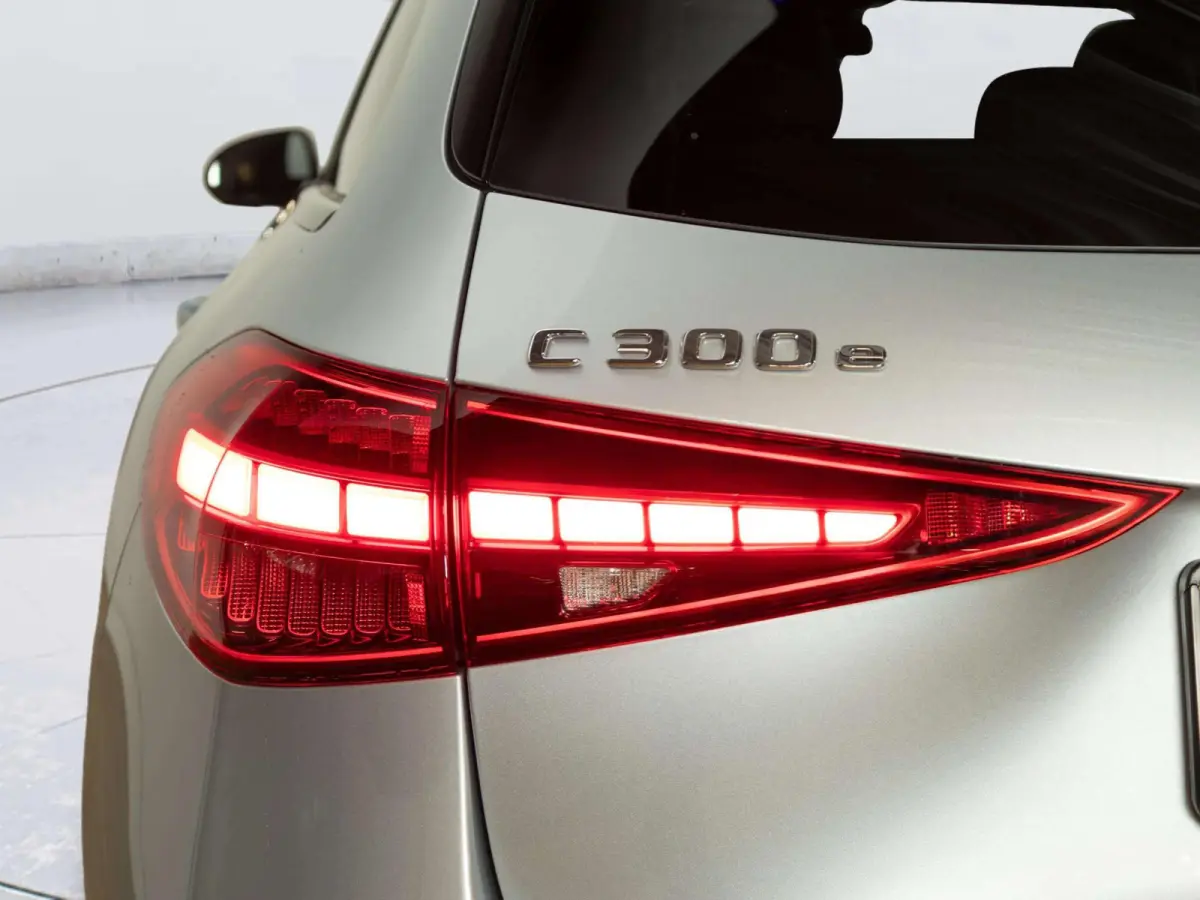 300 e 140 Years Edition | Premium PLUS | Panorama dak | Panorama dak